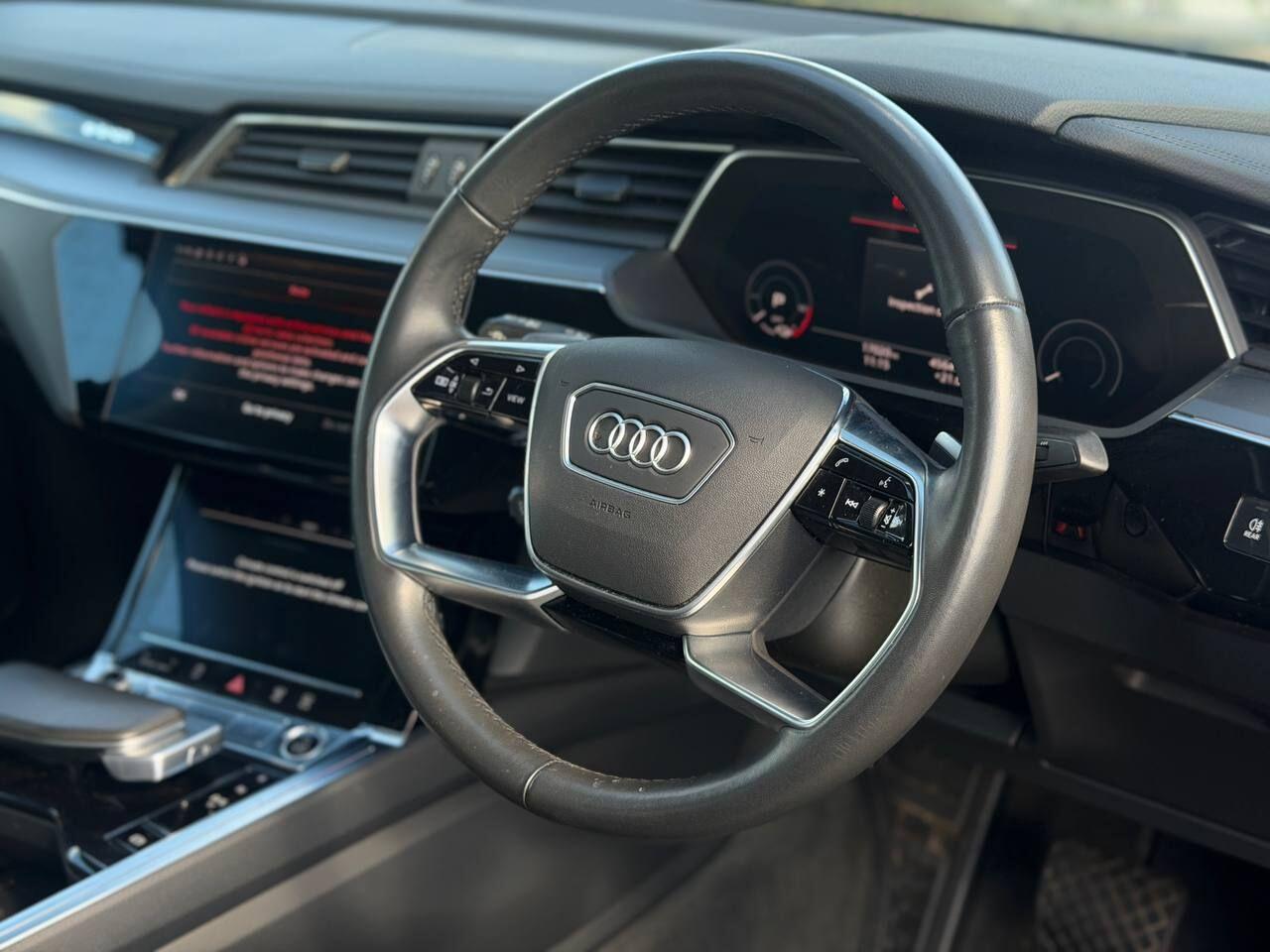 Audi E-Tron view 9