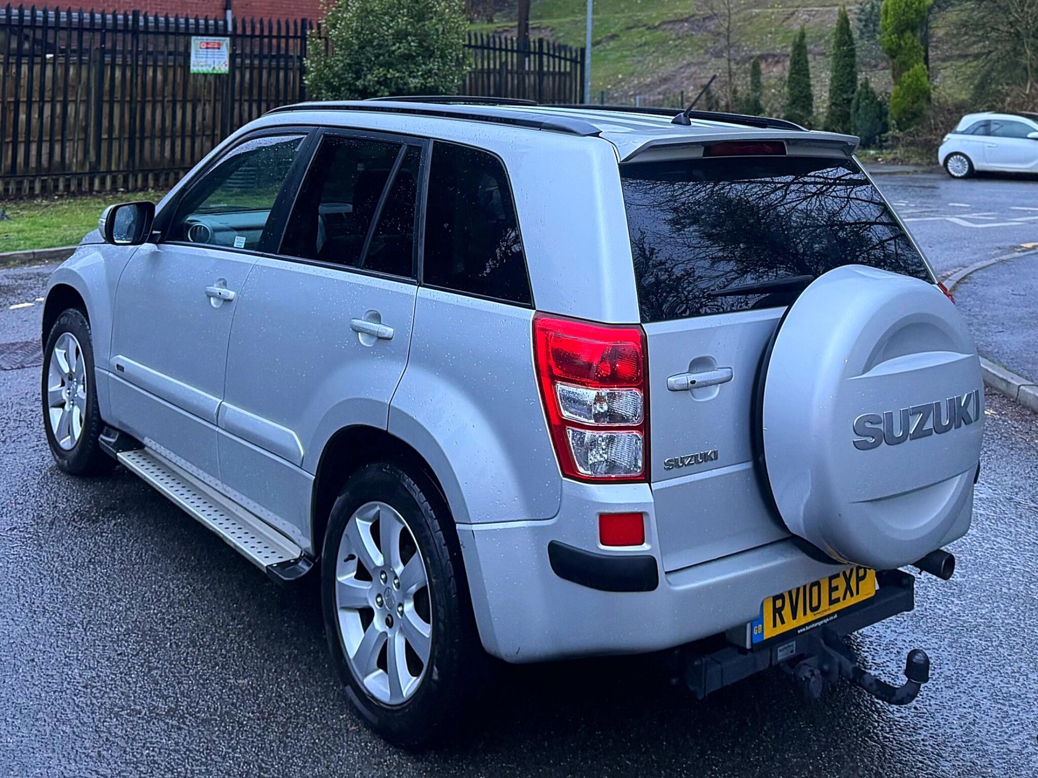 2010 Suzuki Grand Vitara 2.4 VVT SZ5 Auto 4WD Euro 4 5dr image 35