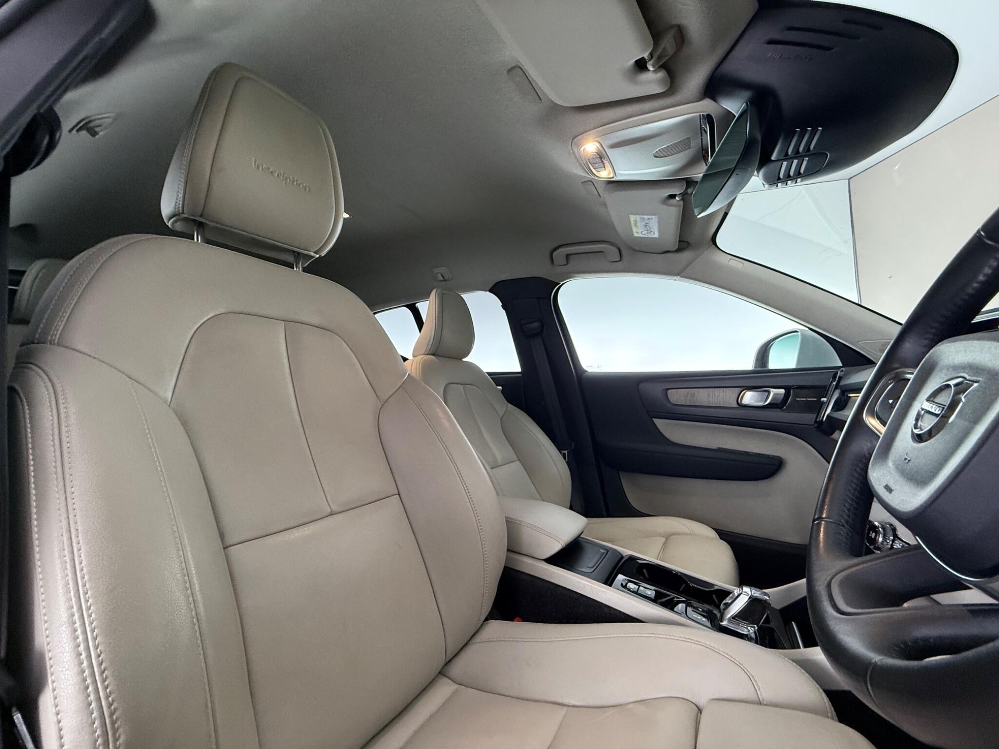 Volvo XC40 view 39