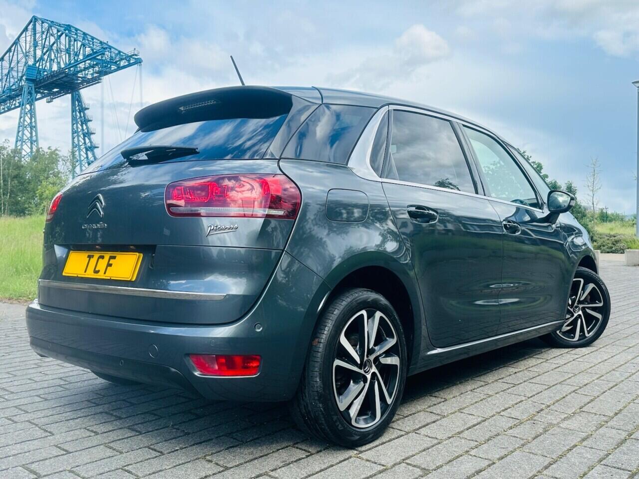 Citroen C4 Picasso view 14