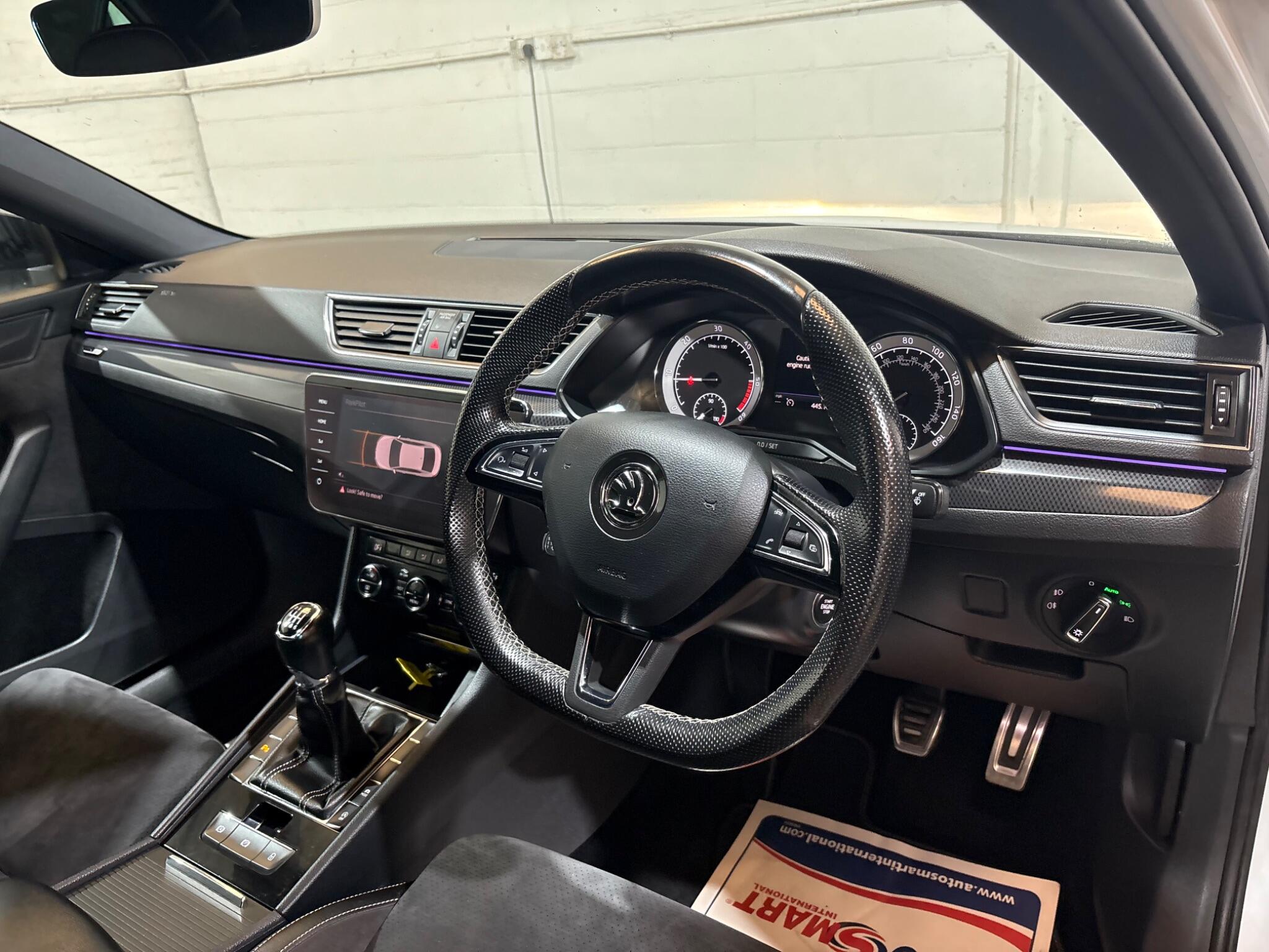 Skoda Superb view 18