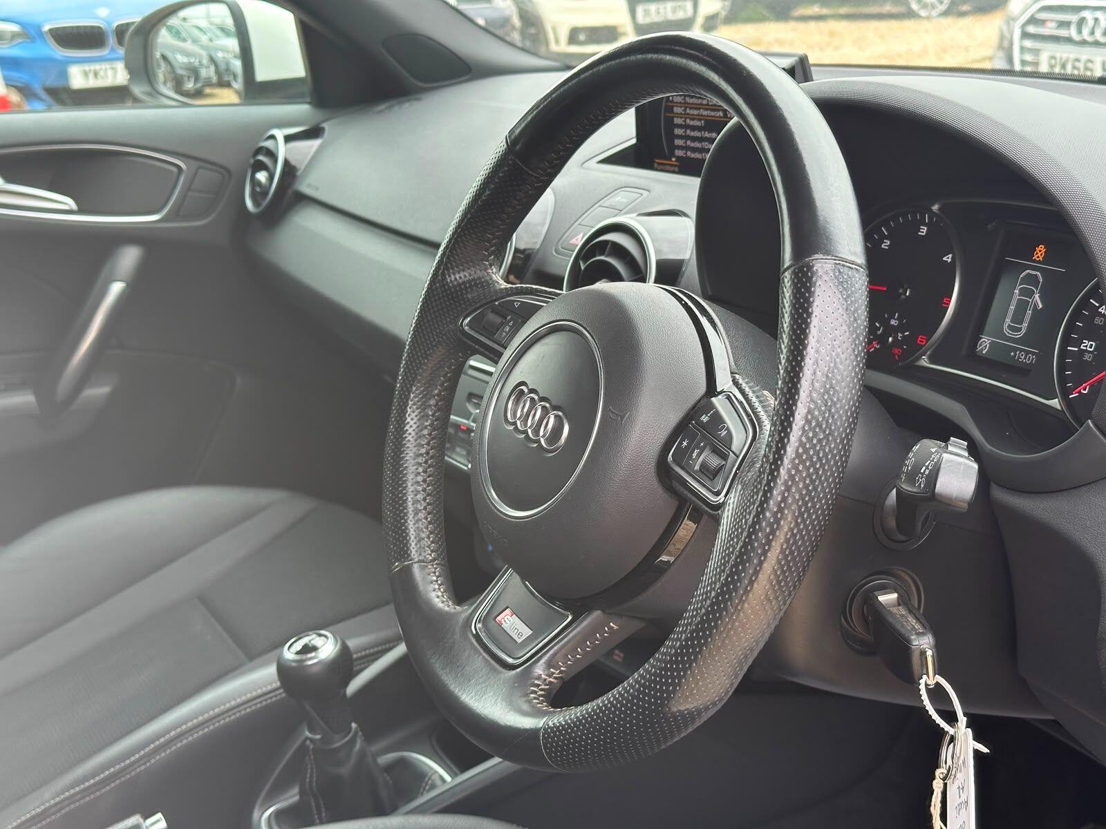 Audi A1 view 8