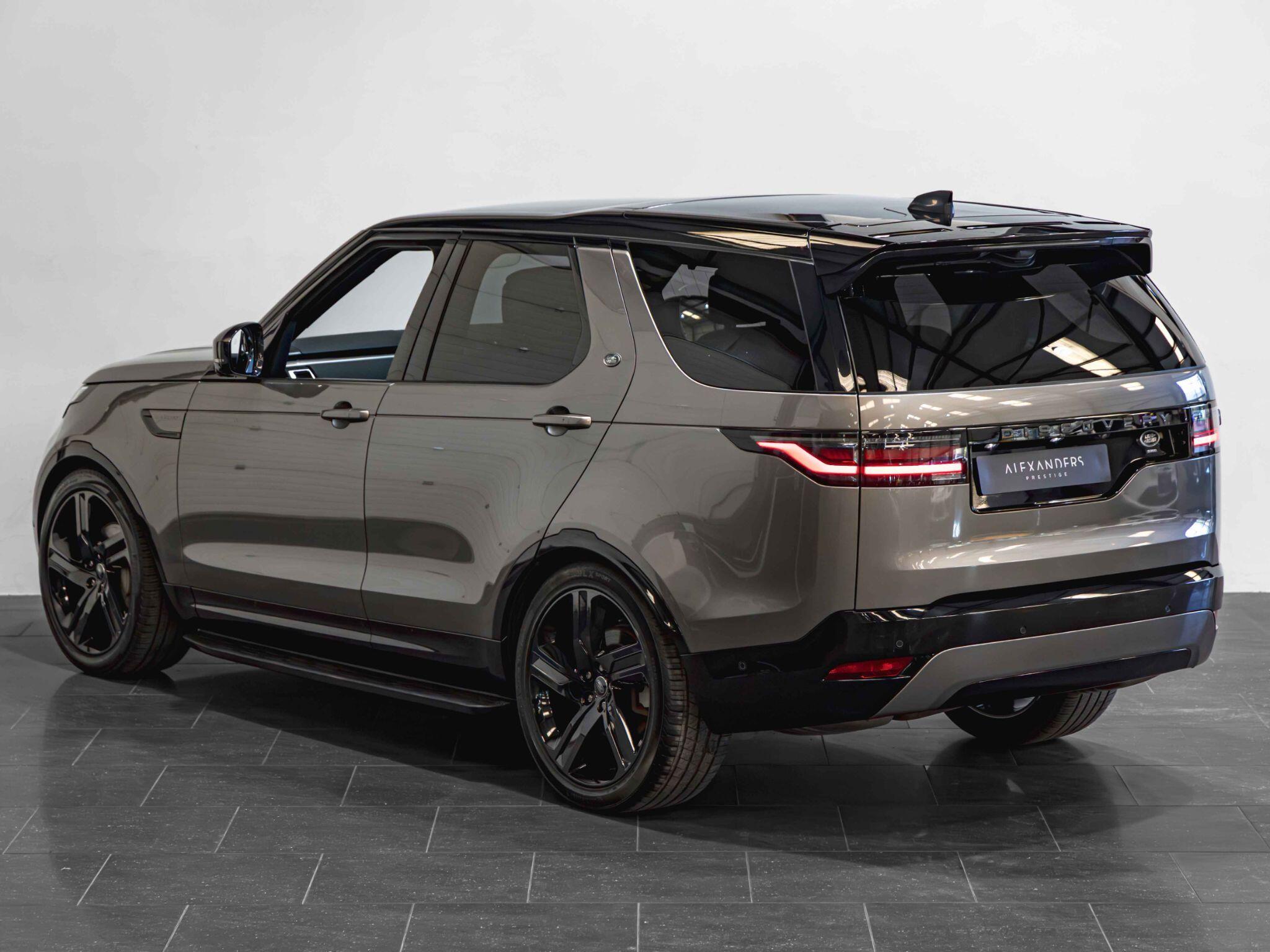 Land Rover Discovery 3 view 5