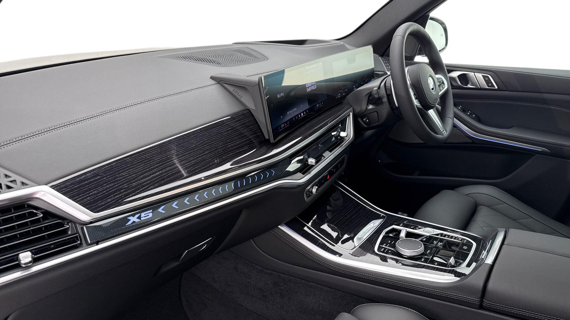 BMW X5 view 7