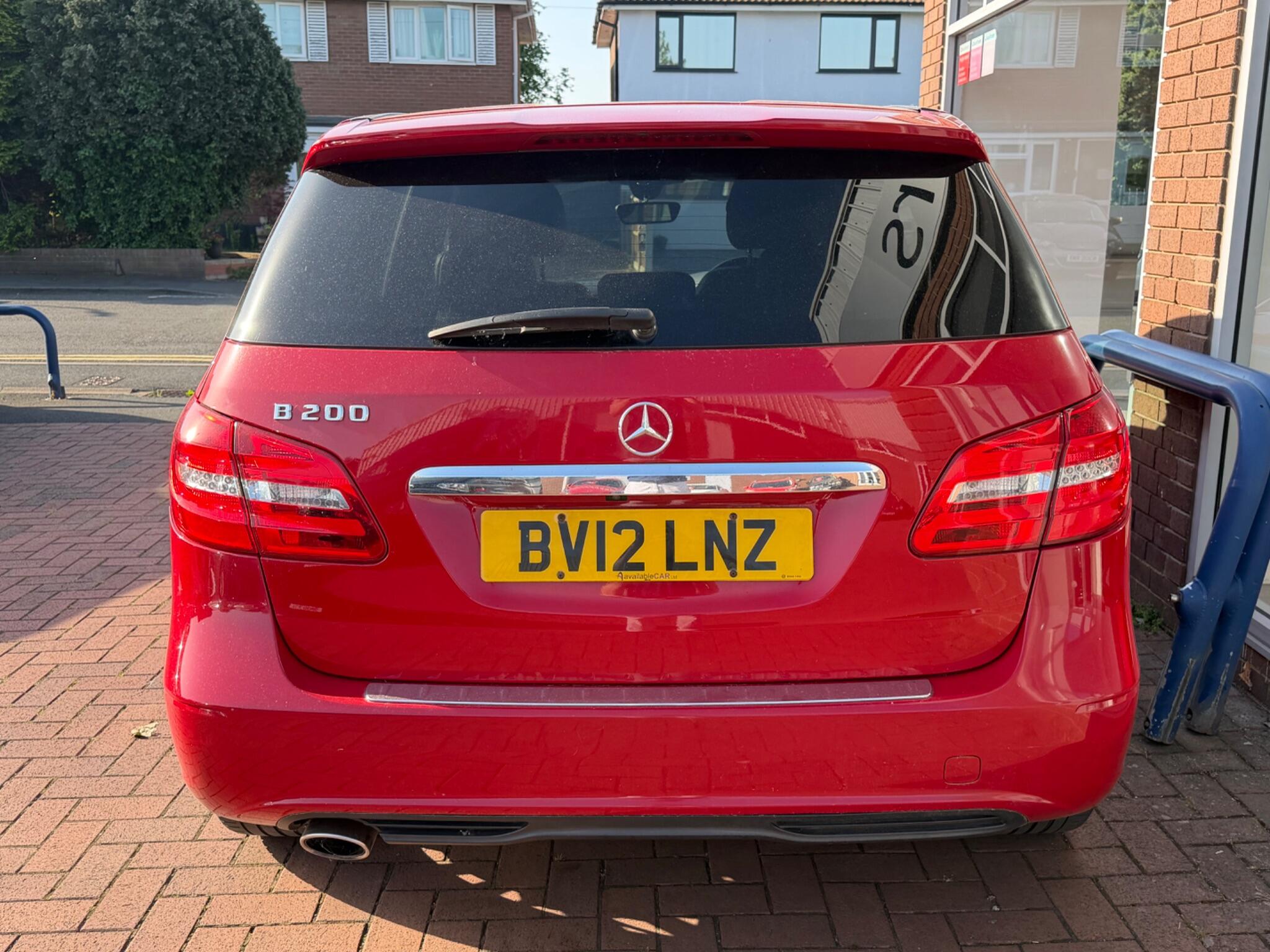 Mercedes-Benz B-Class view 13