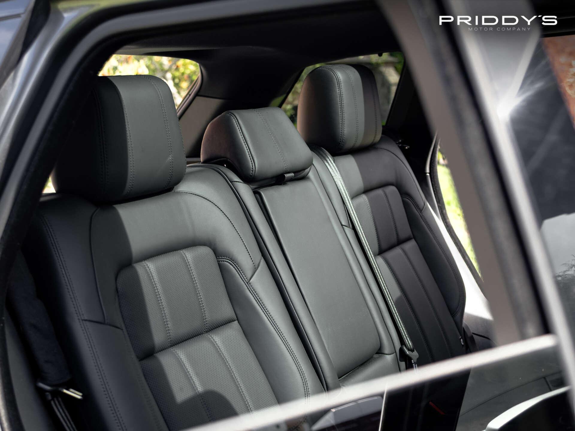Land Rover Range Rover Sport view 42