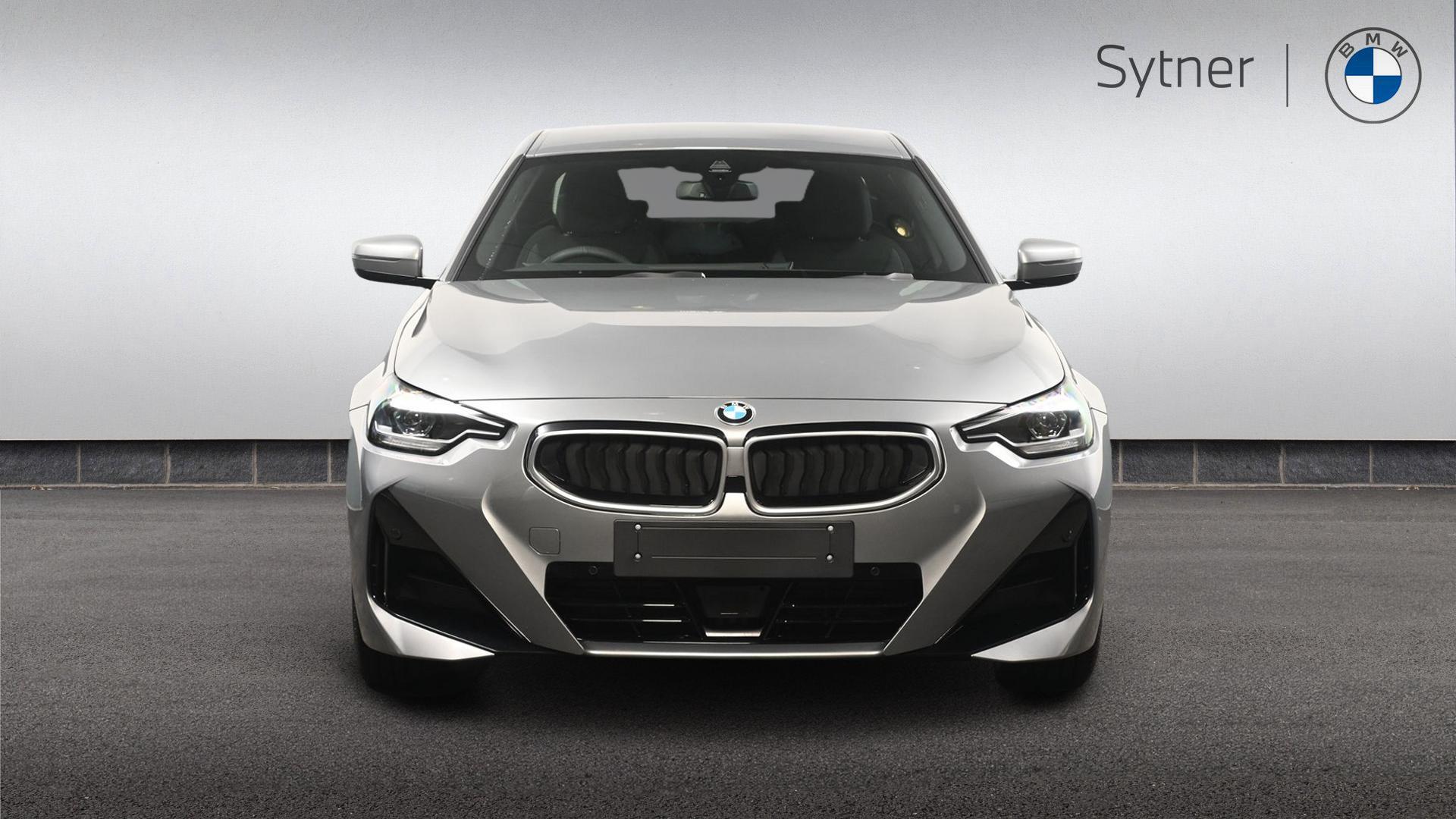 BMW 2 Series view 16