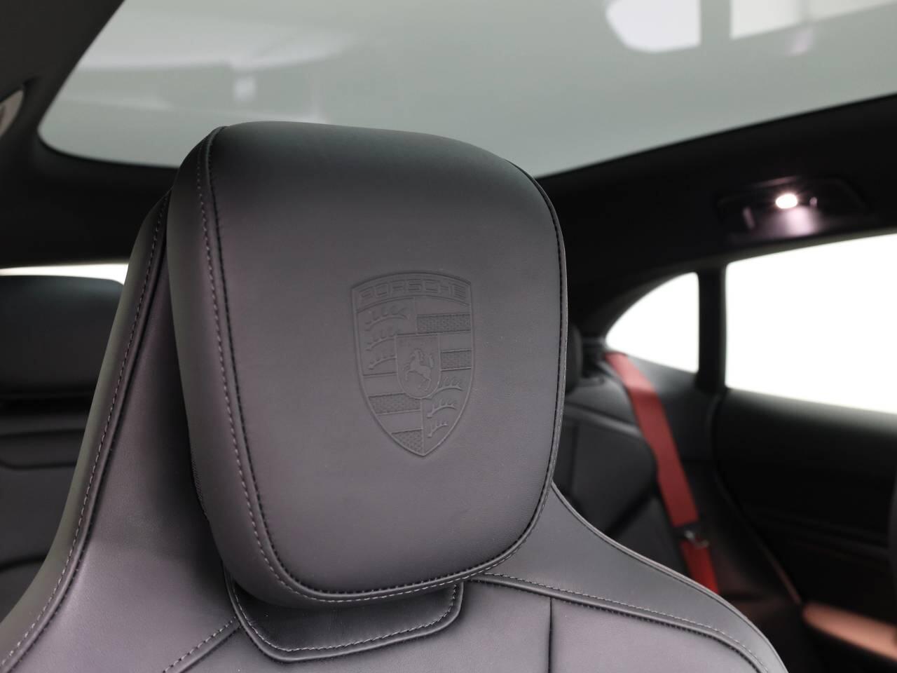 Porsche Taycan view 49