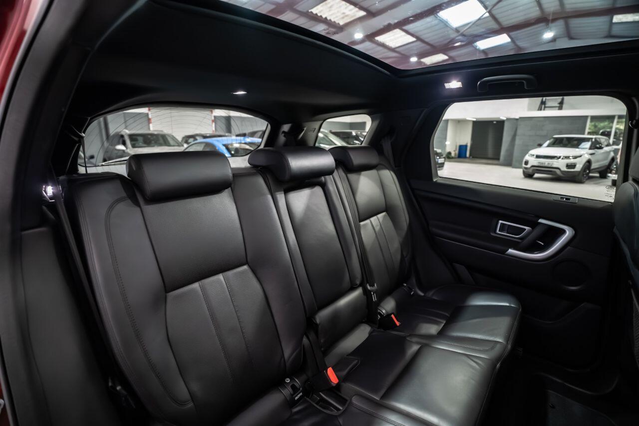 Land Rover Discovery Sport view 25