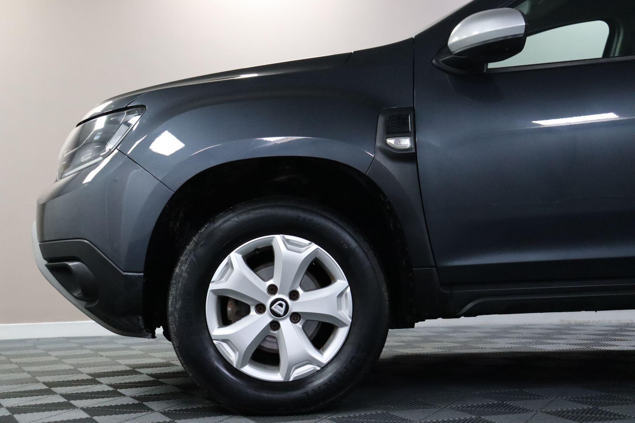 Dacia Duster view 27