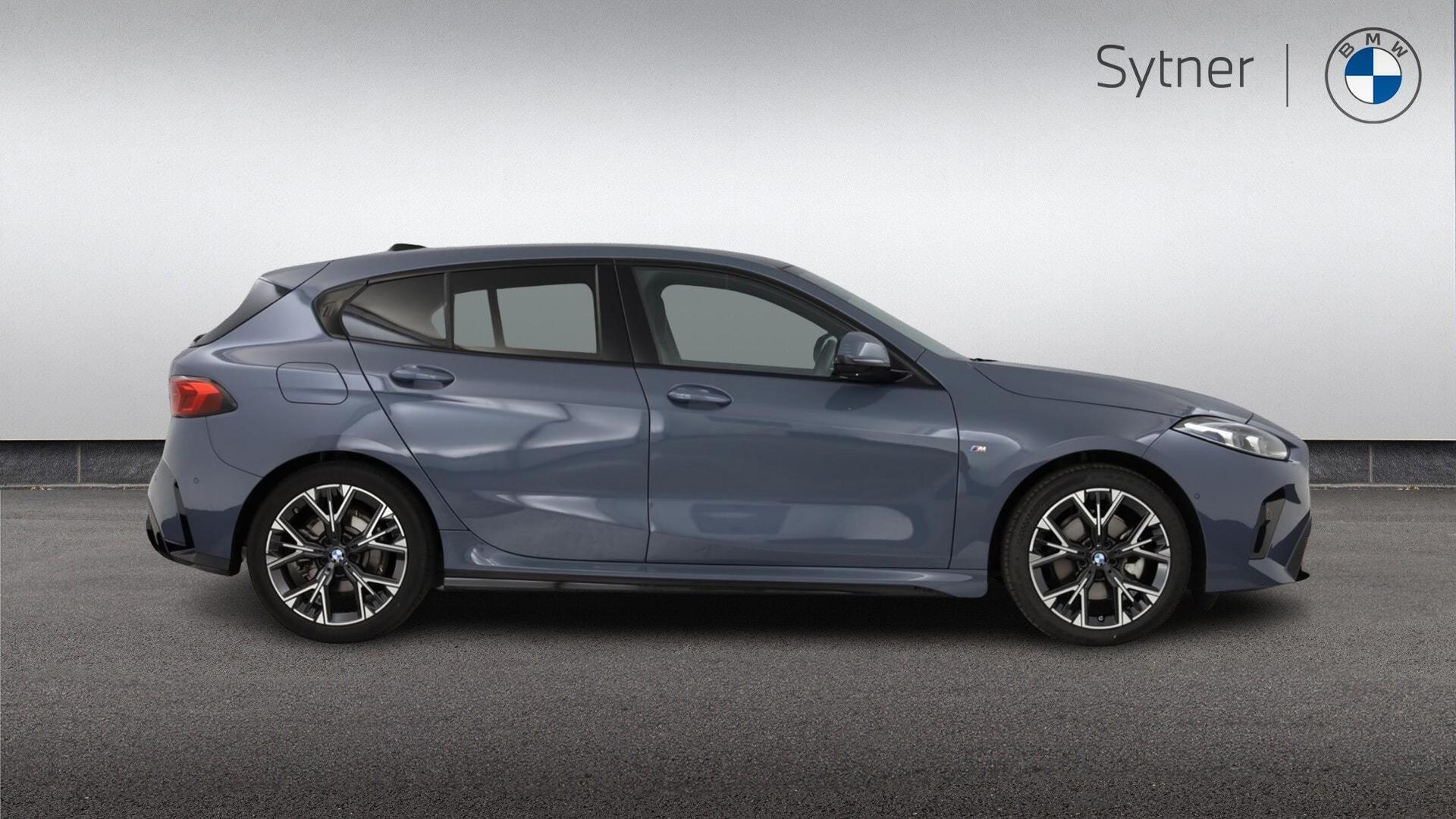 BMW 1 Series view 3