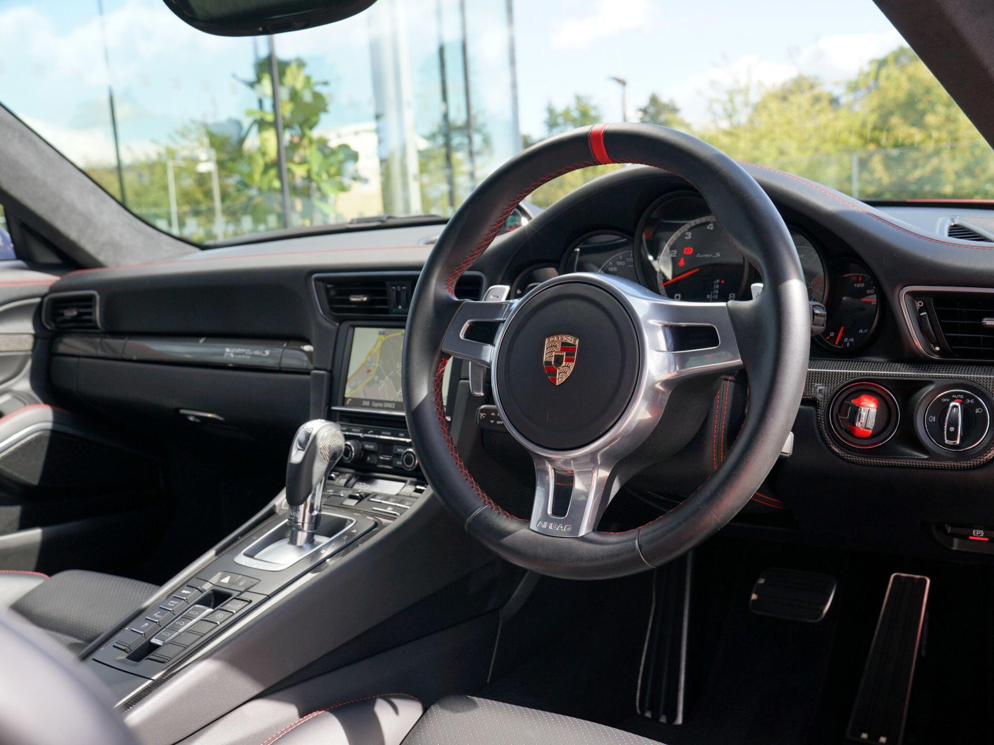 Porsche Cayman view 56