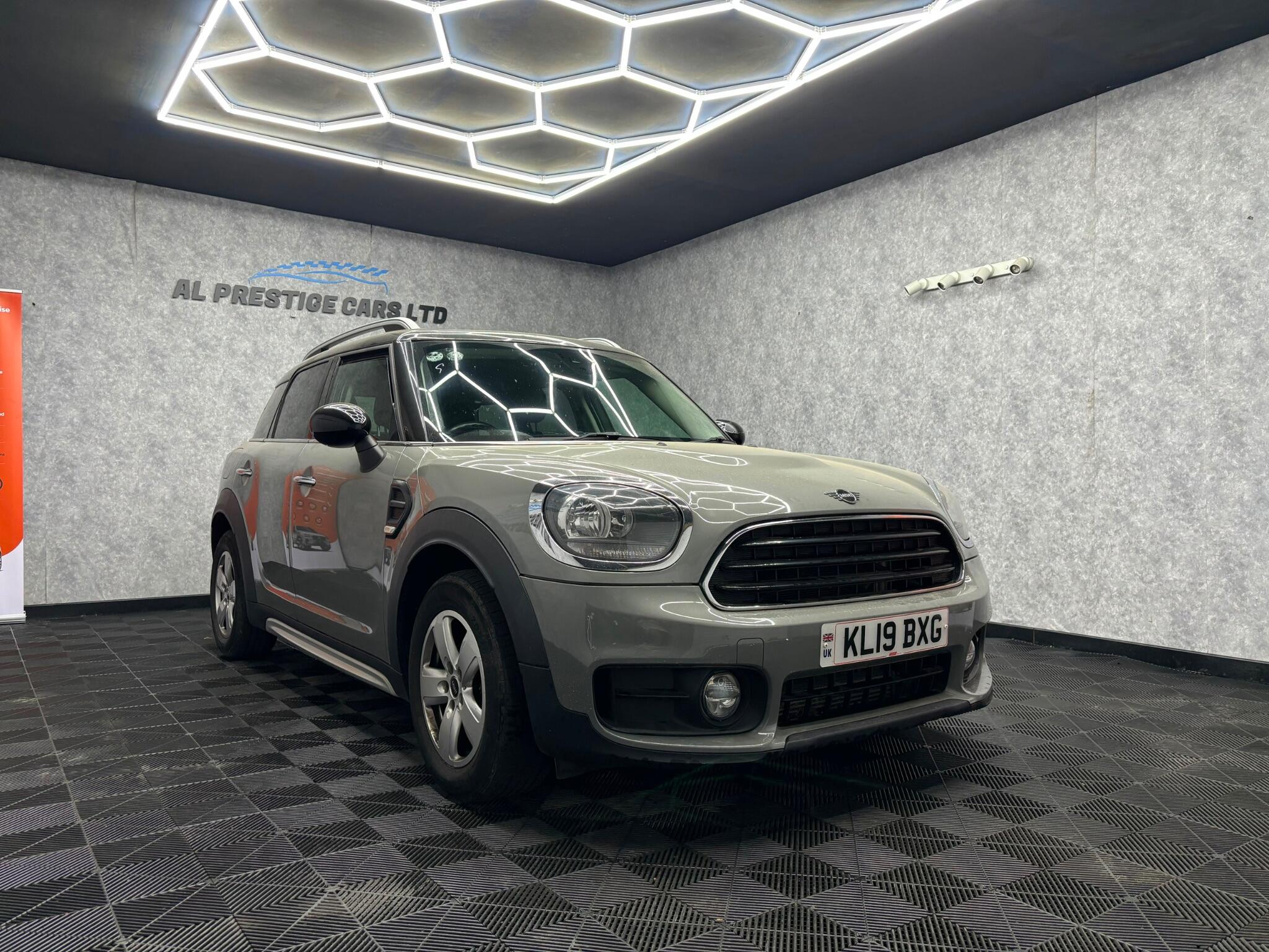 Mini Countryman view 4