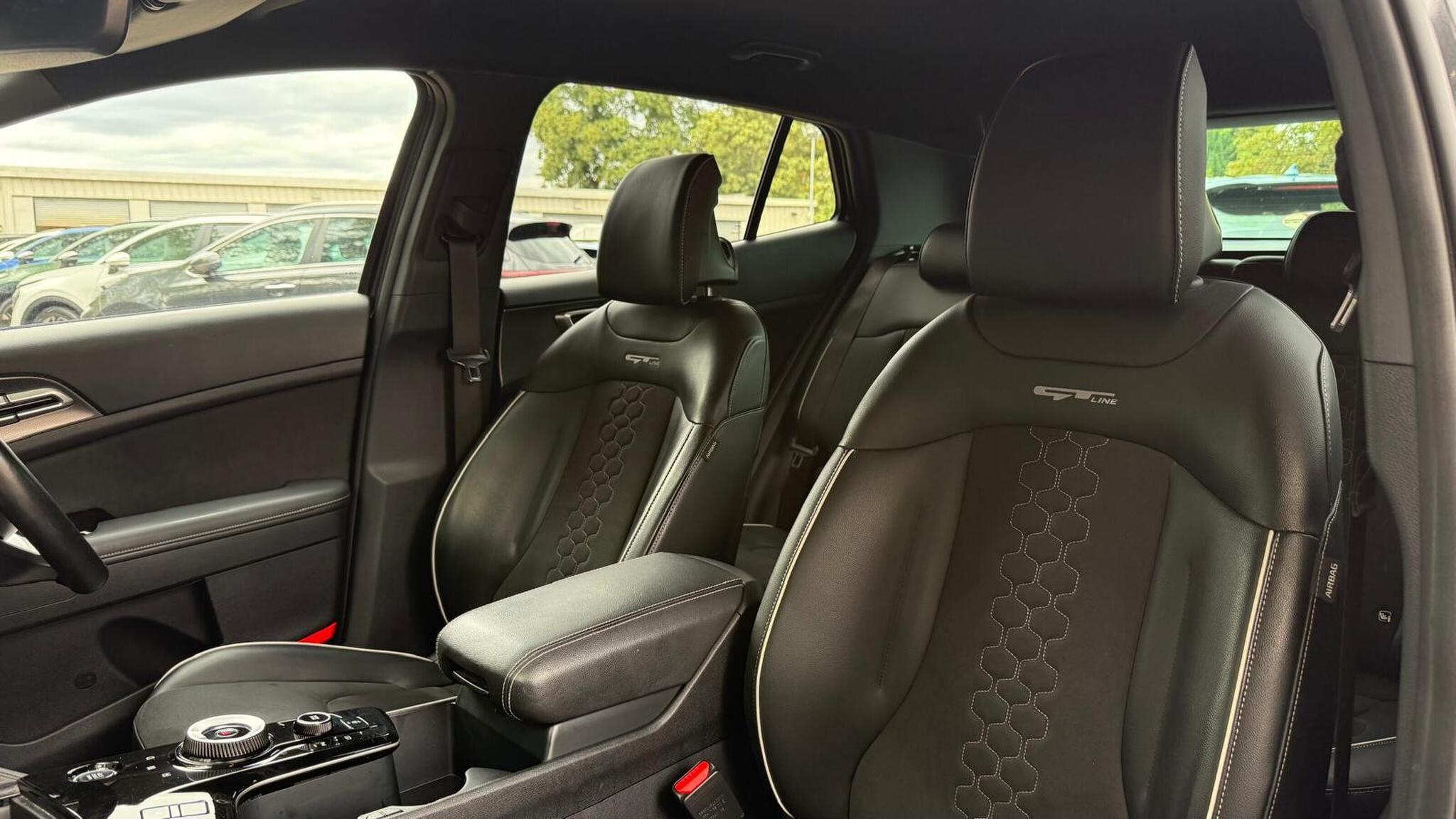 Kia Sportage view 25