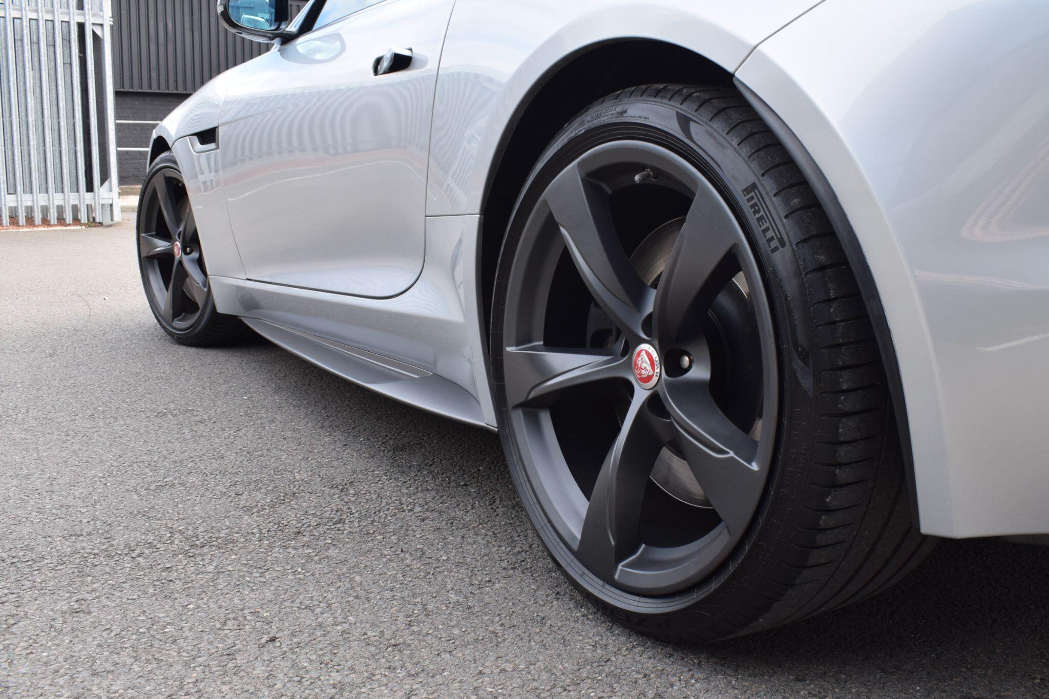 Jaguar F-Type view 26