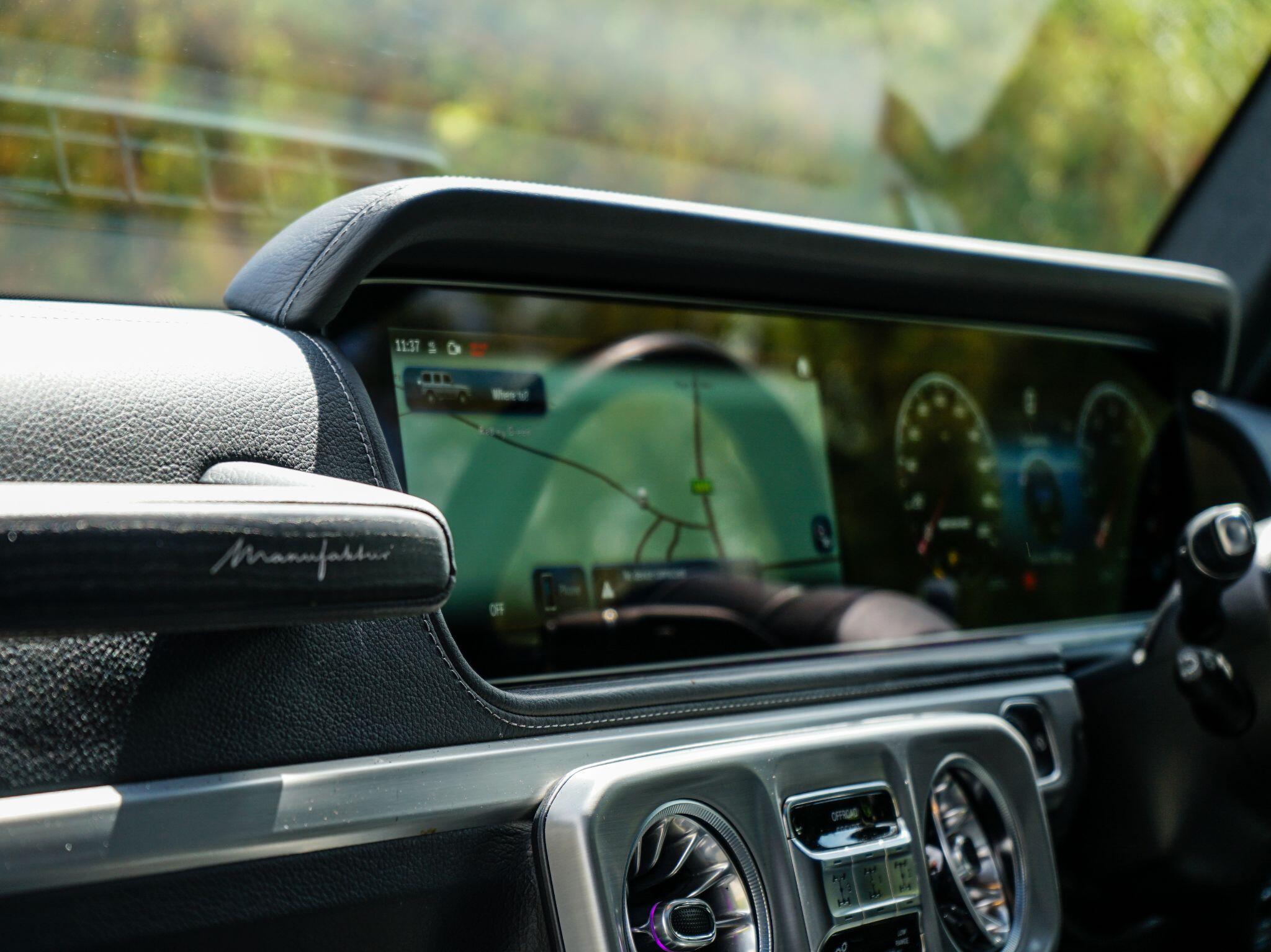 Mercedes-Benz G Class view 22
