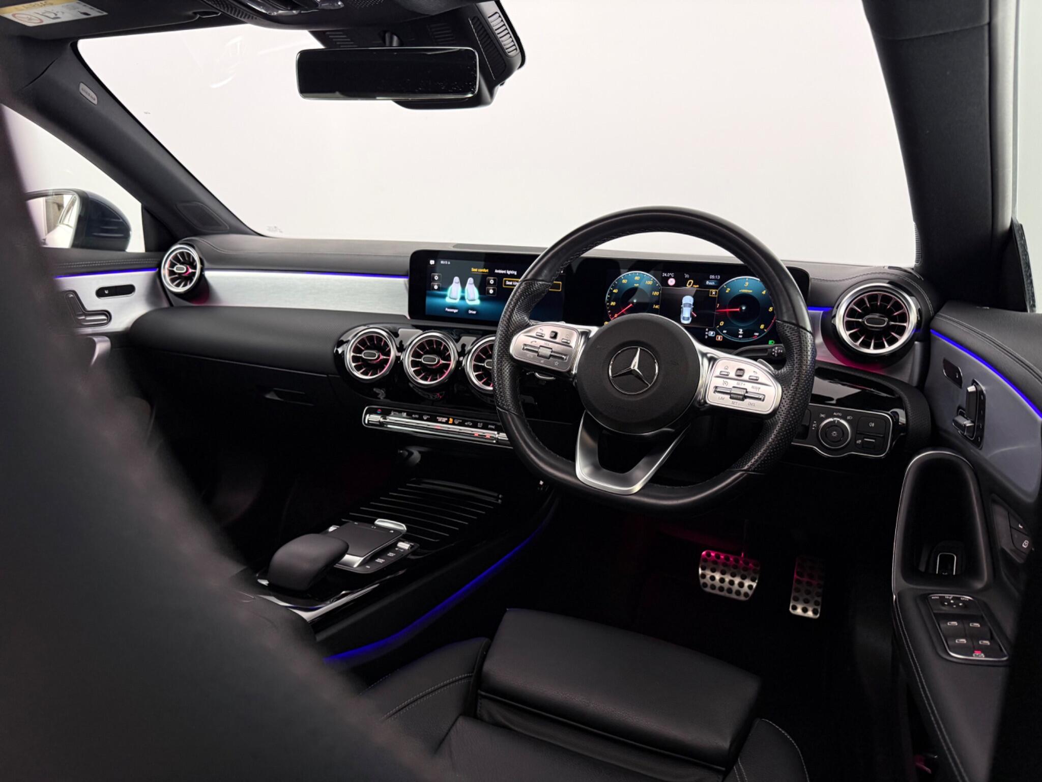 Mercedes-Benz CLA view 13