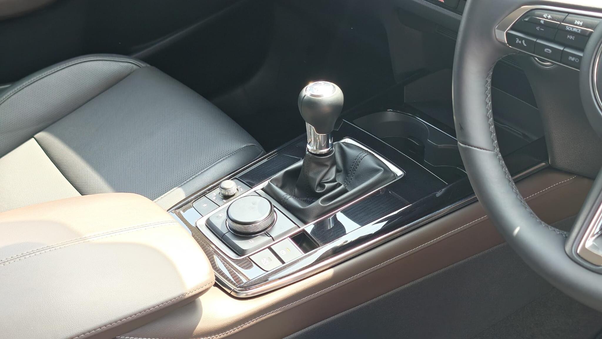 Mazda CX-30 view 20