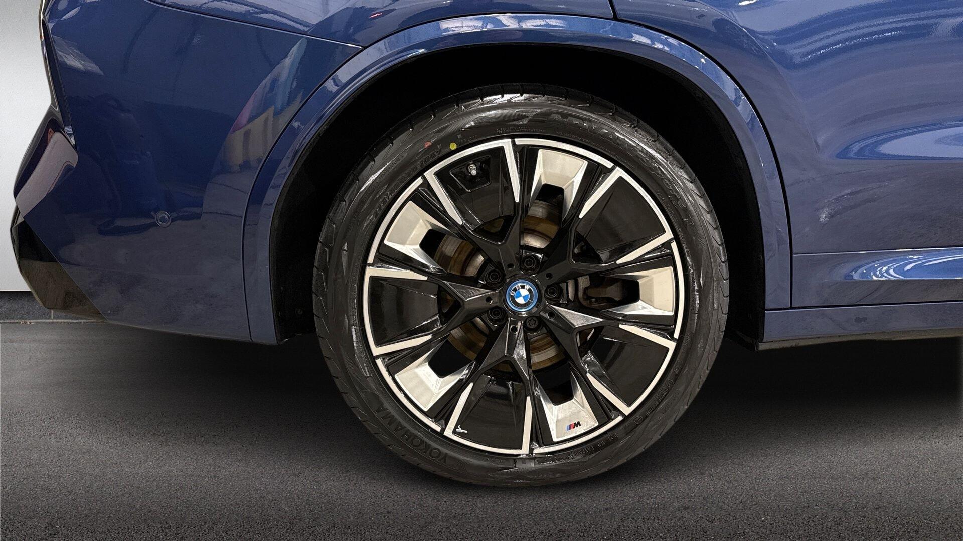 BMW Ix3 view 14