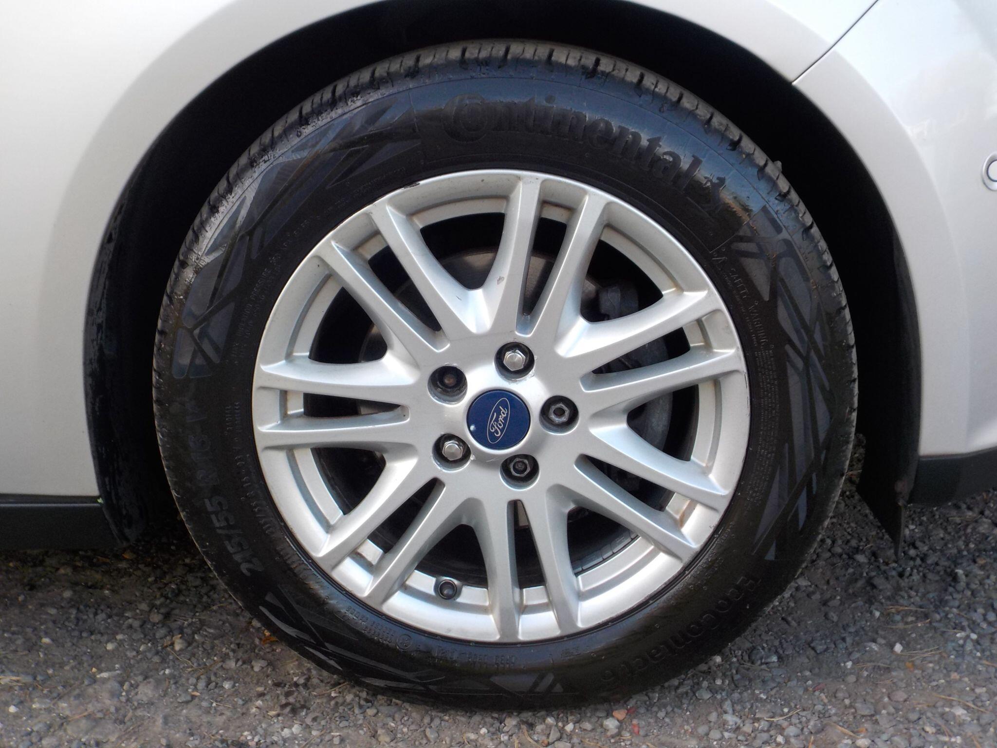 Ford Focus 1.6 TDCi Titanium Euro 5 (s/s) 5dr