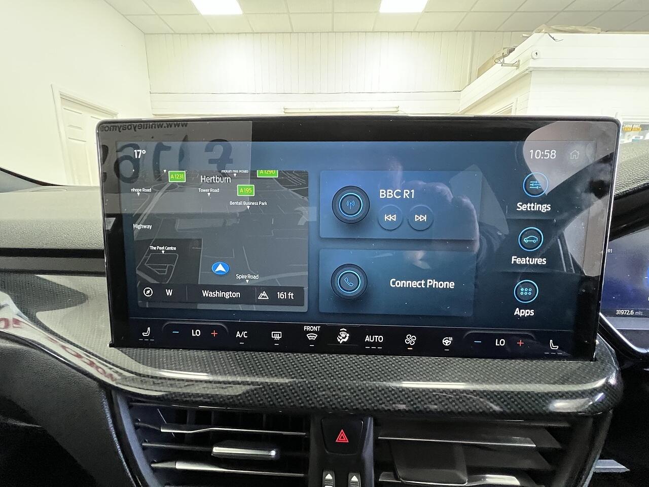 Ford Focus view 12