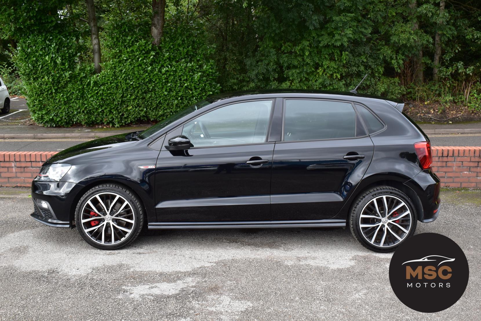 Volkswagen Polo view 9