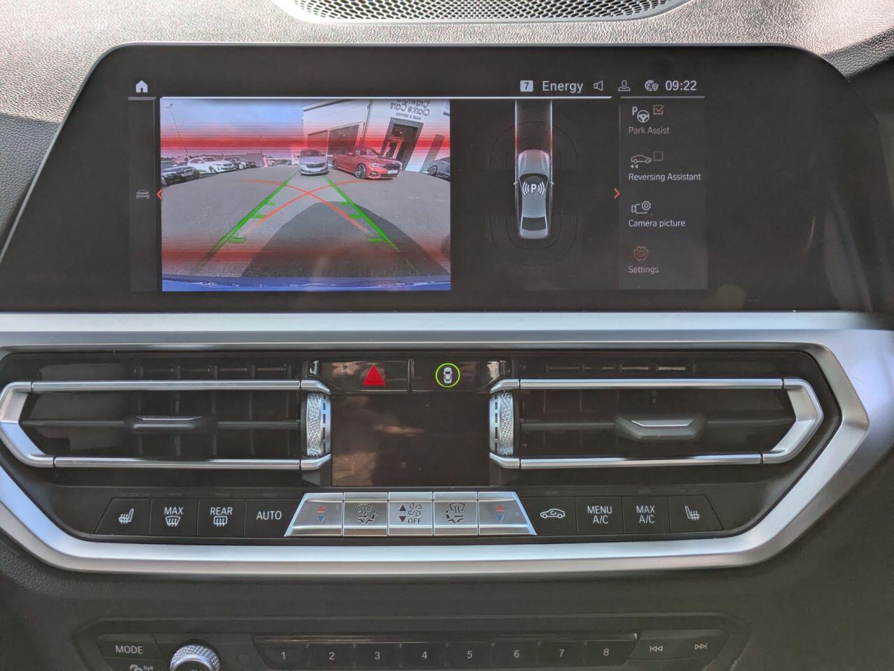 BMW 3 Series view 11