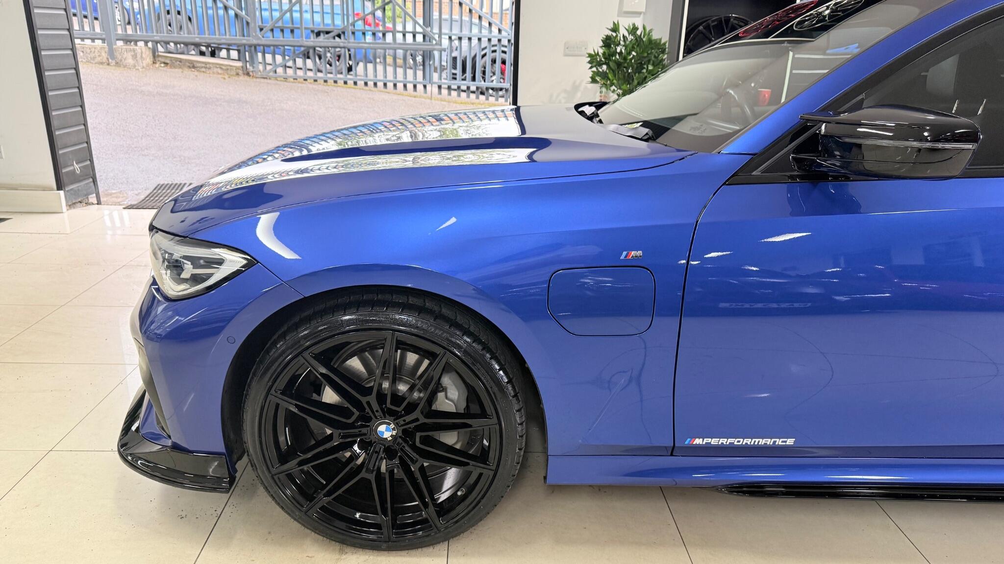 BMW 3 Series view 33
