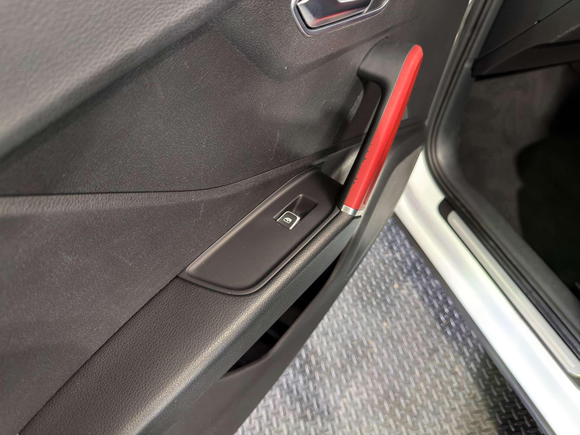 Audi Q2 view 62