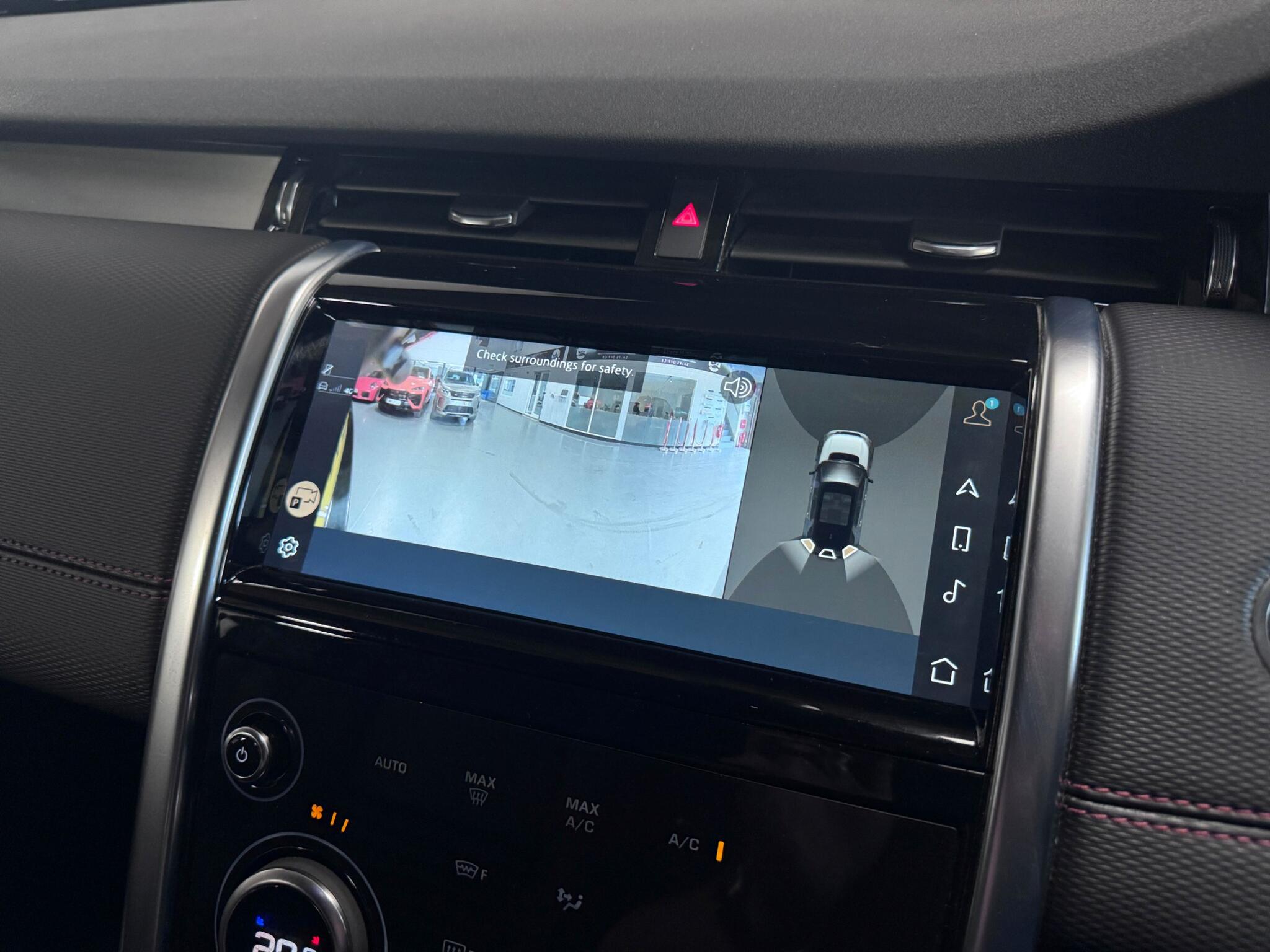 Land Rover Discovery Sport view 46