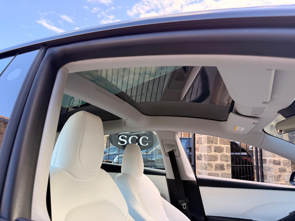 Tesla Model 3 view 25