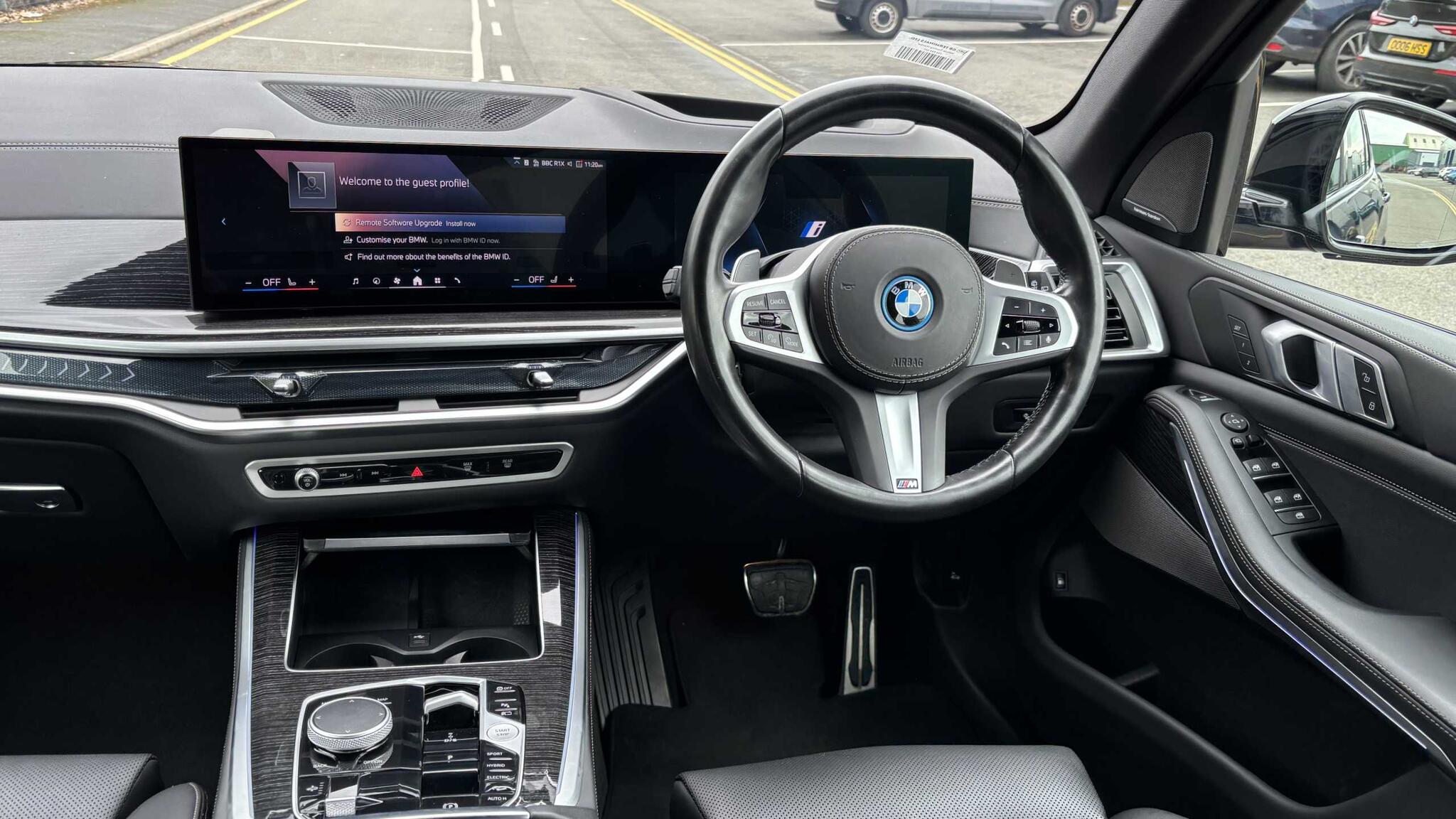 BMW X5 view 4