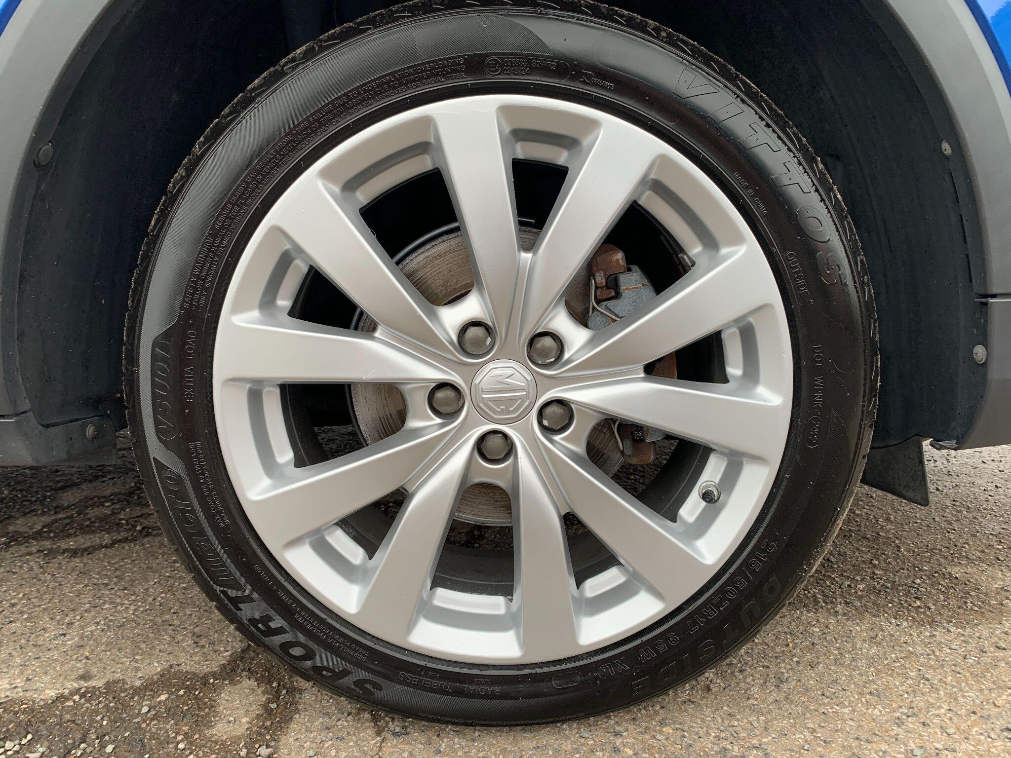 MG MG ZS view 42