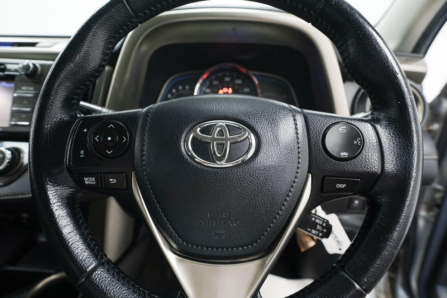 Toyota Rav4 view 22