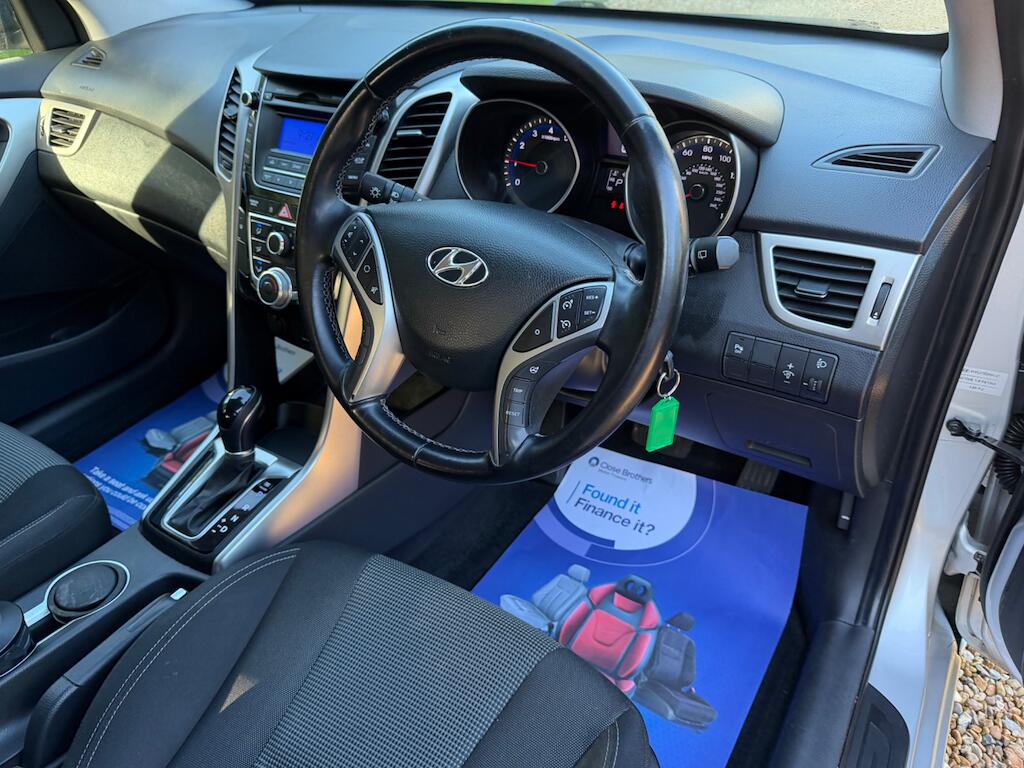 Hyundai I30 view 13