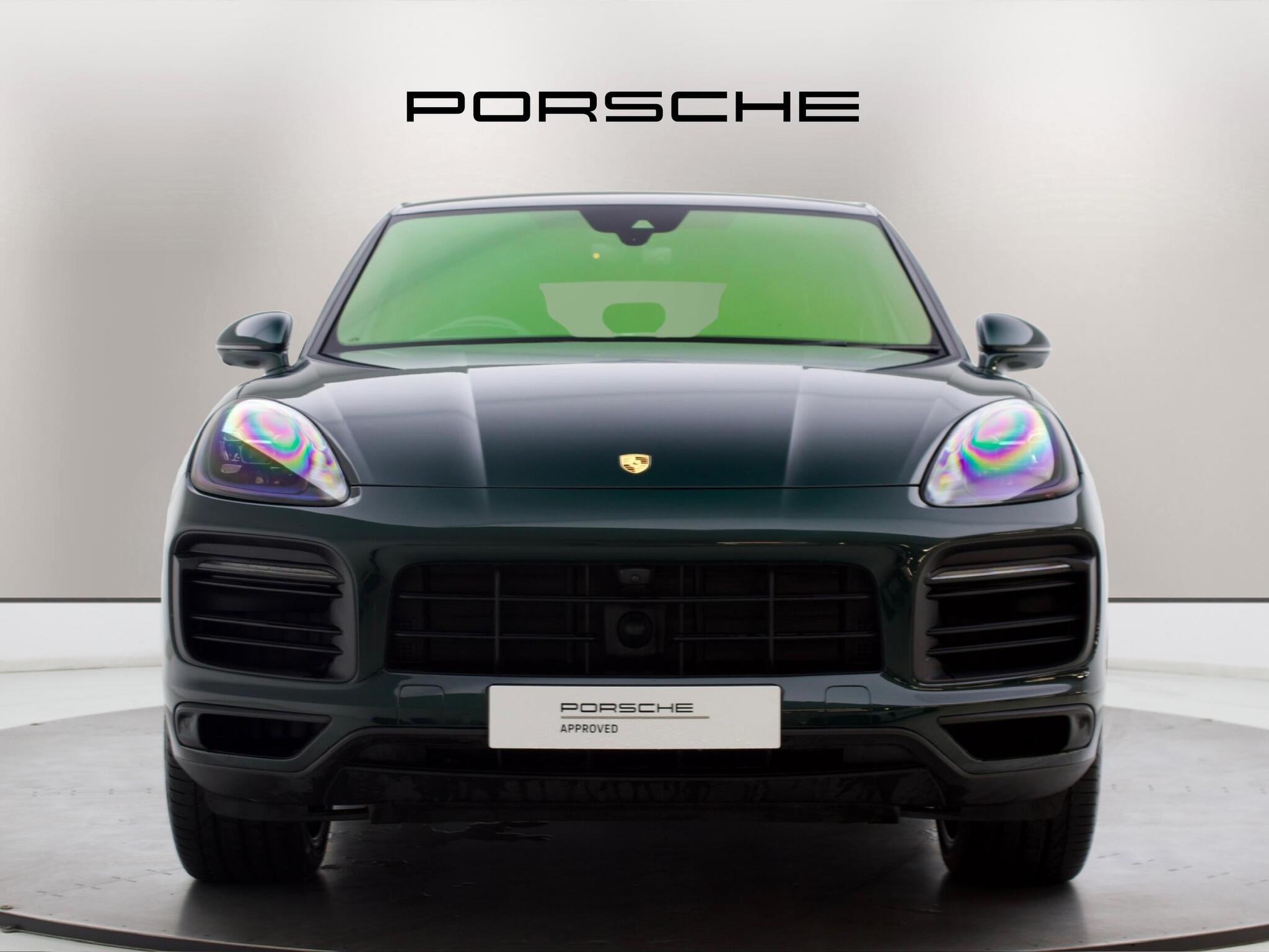Porsche Cayenne view 6