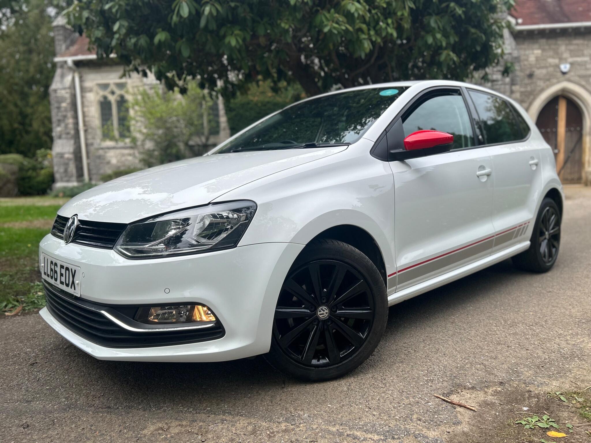 Volkswagen Polo view 14