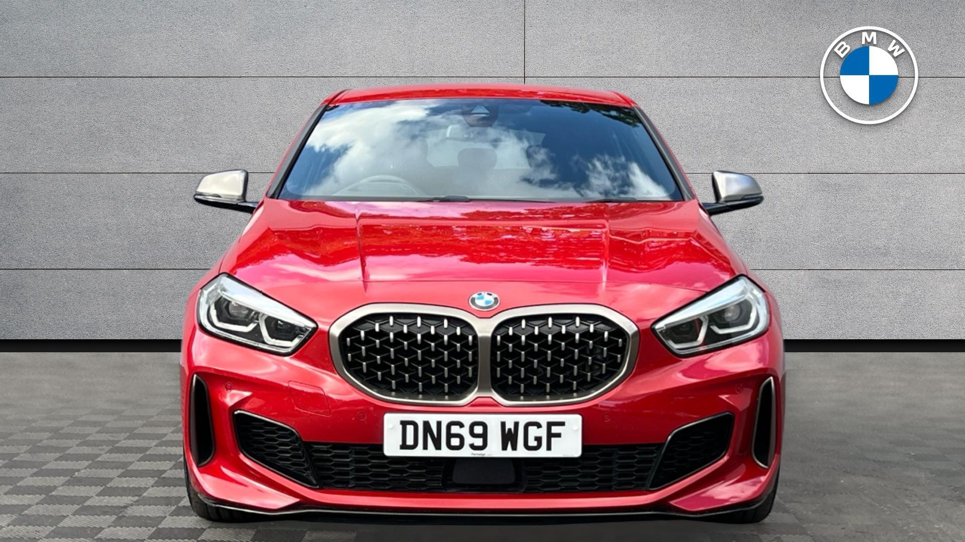 BMW 1 Series view 16