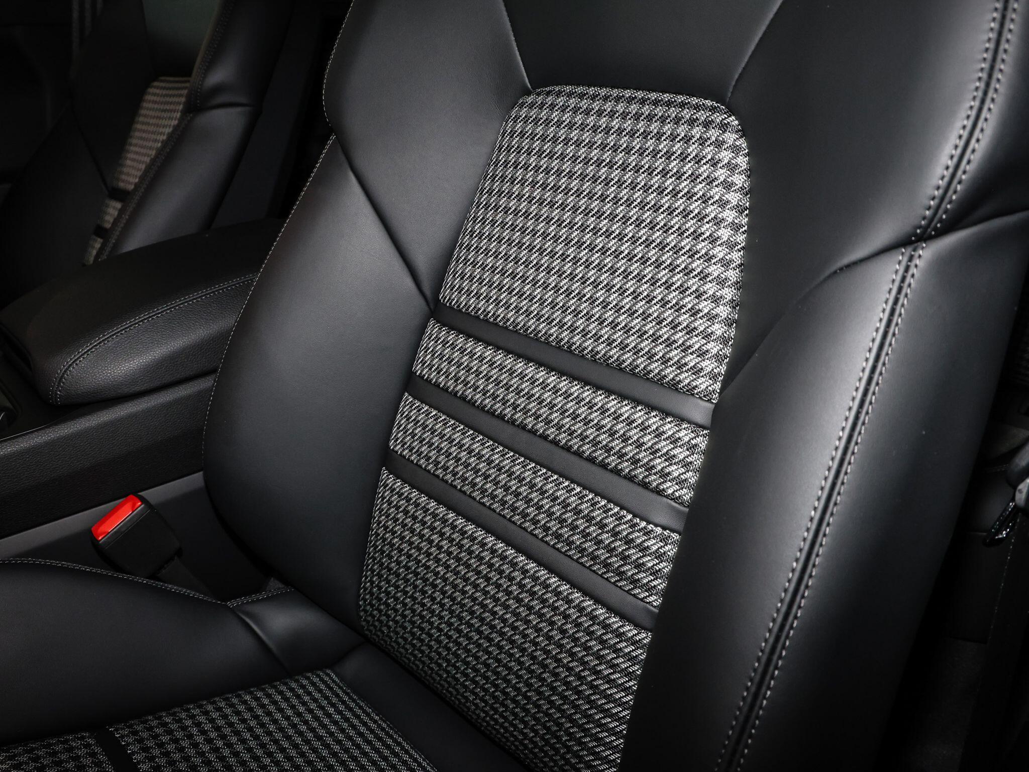 Porsche Cayenne view 55