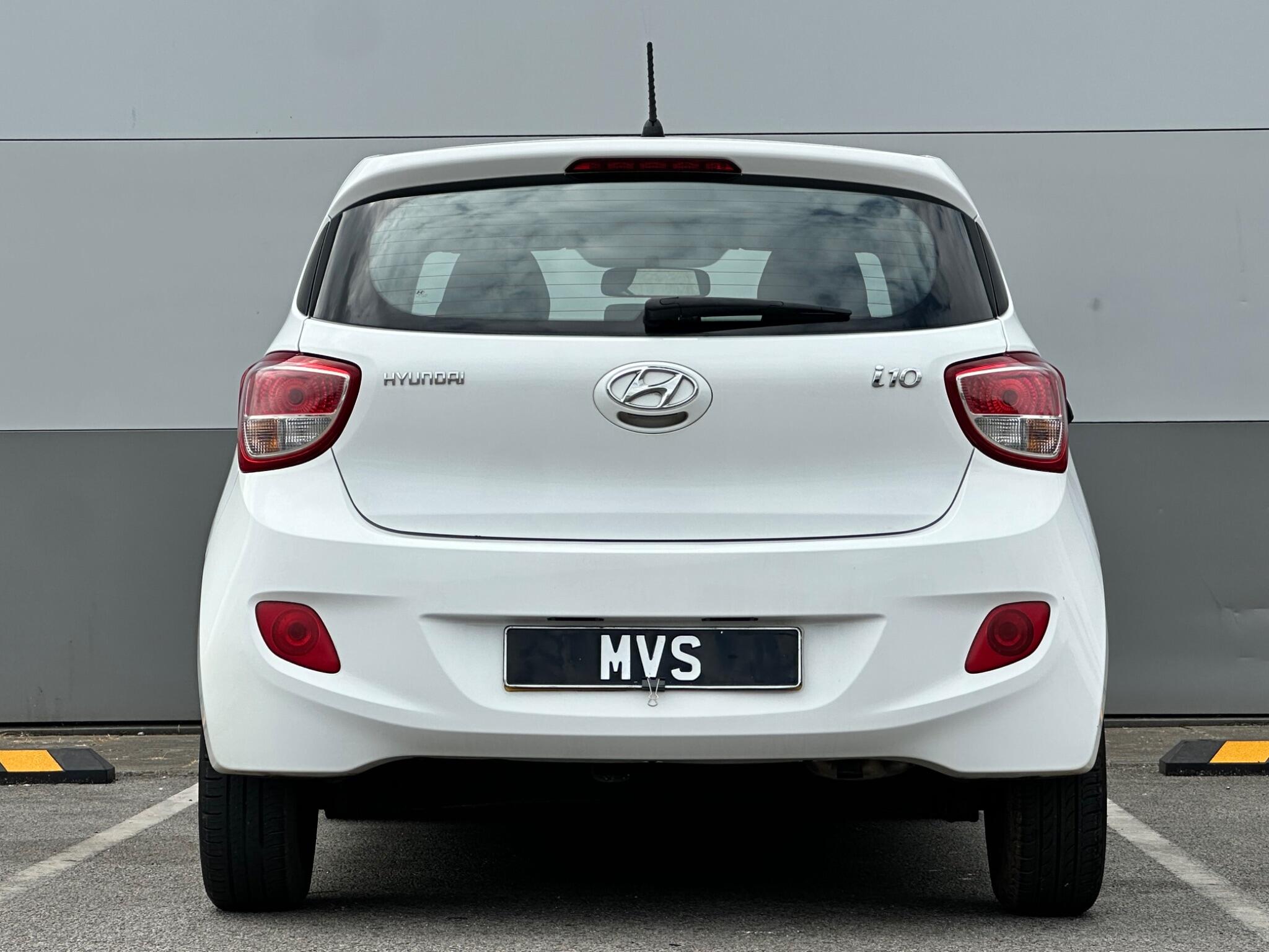 Hyundai I10 view 11