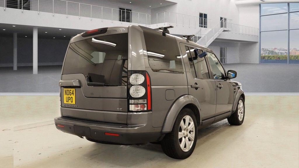Land Rover Discovery 4 view 7
