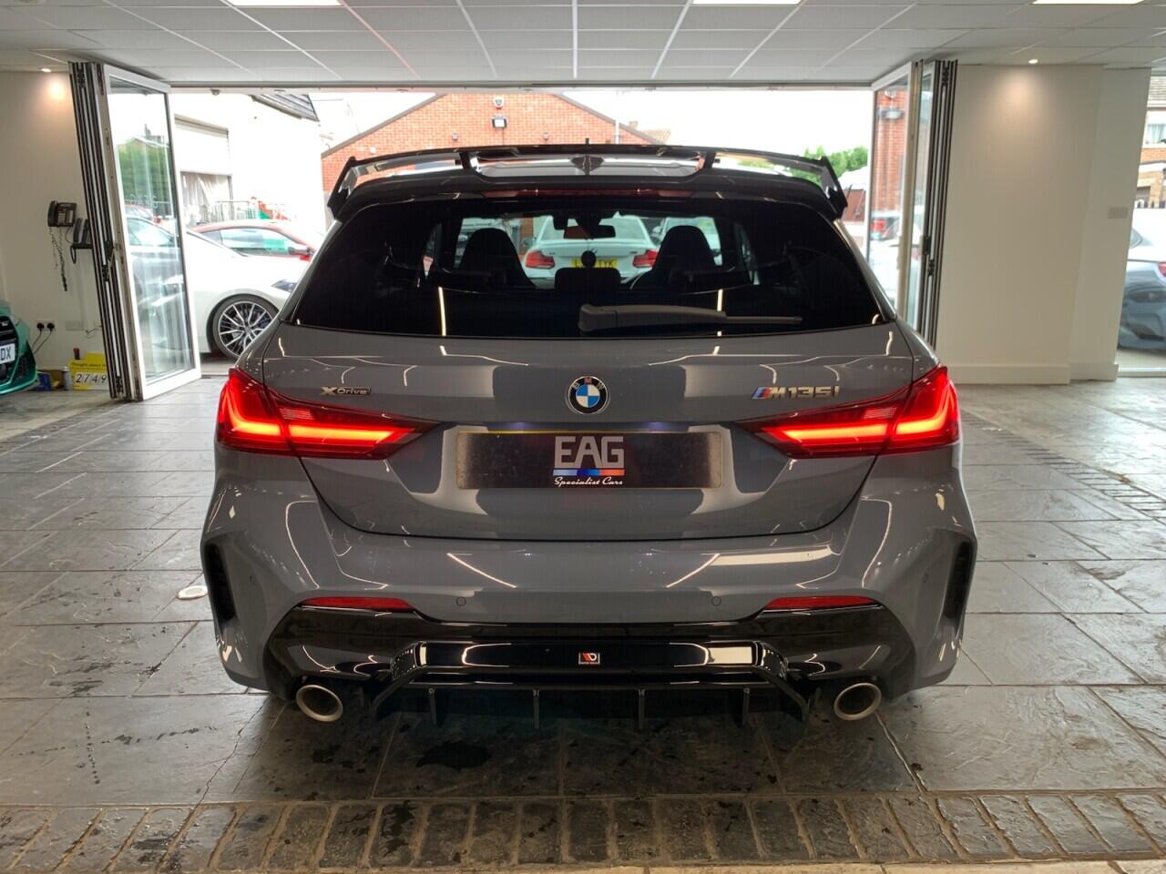 BMW 1 Series view 18
