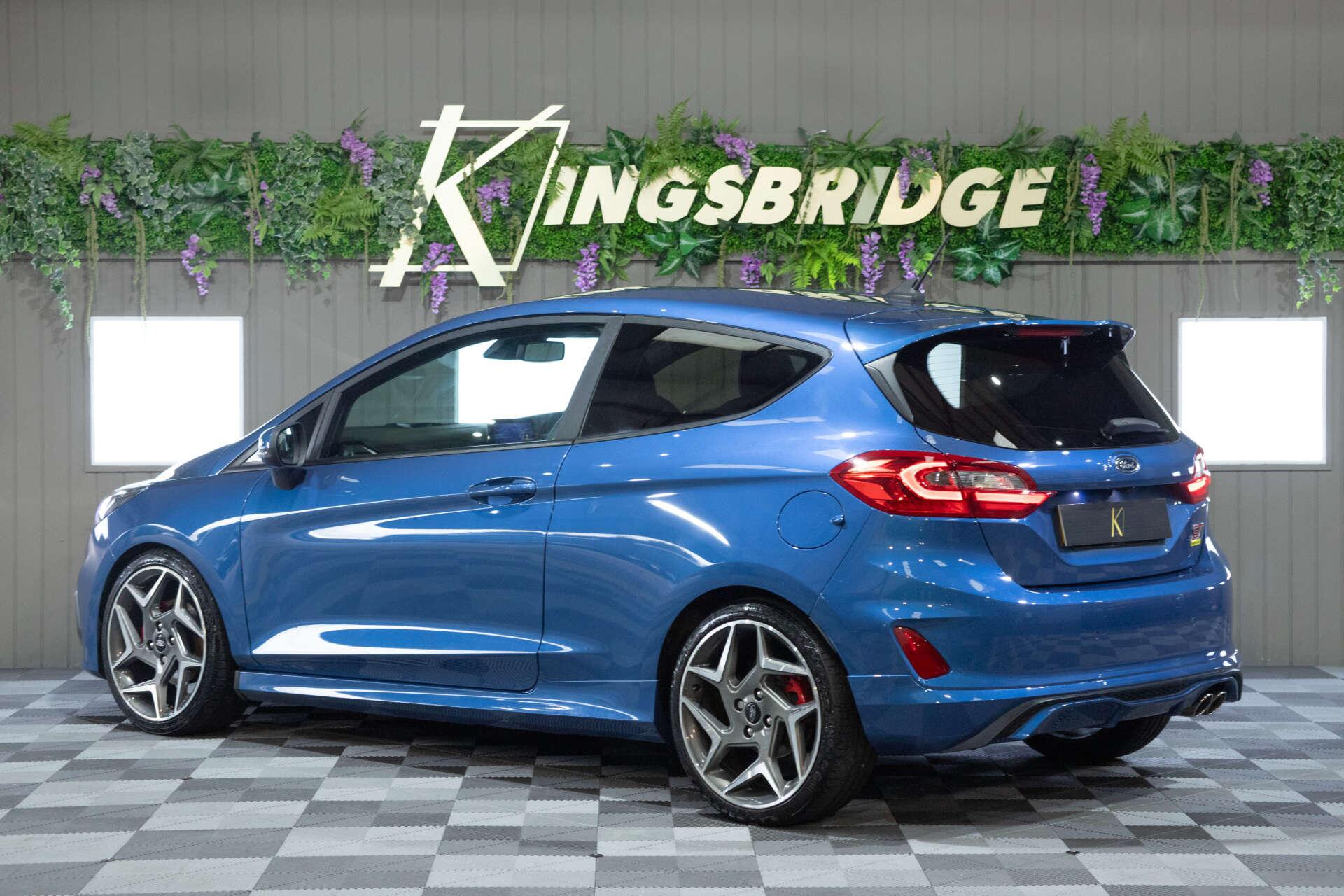 Ford Fiesta view 22
