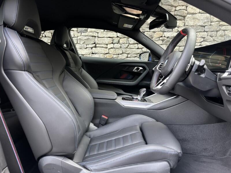 BMW M2 view 12