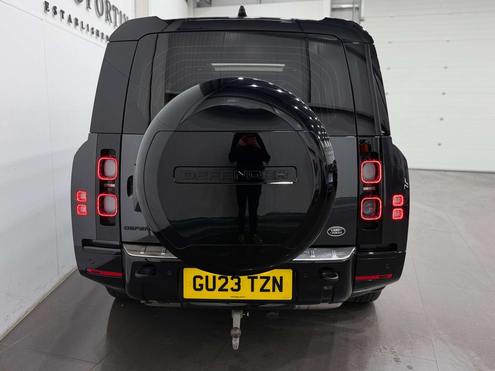 Land Rover Defender view 7