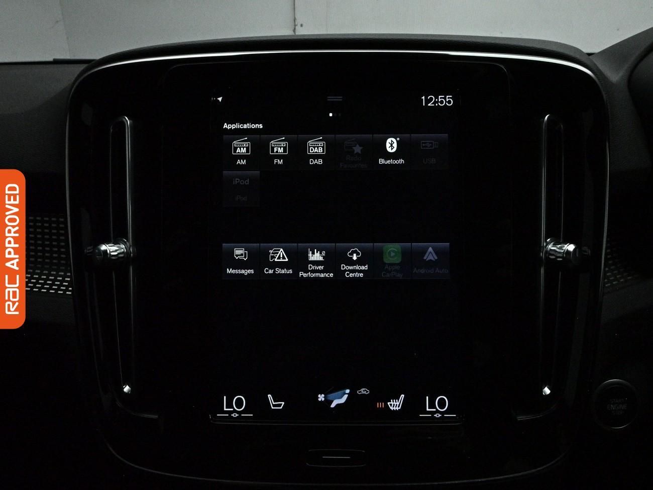 Volvo XC40 view 18