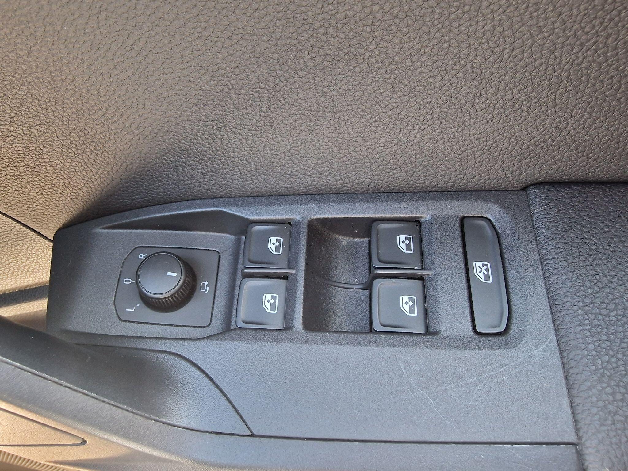 Seat Ibiza view 35