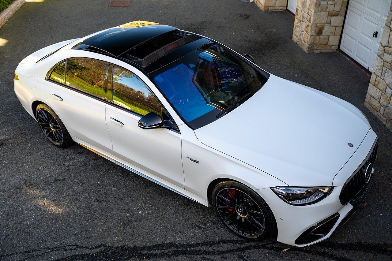 Mercedes-Benz S-Class view 19