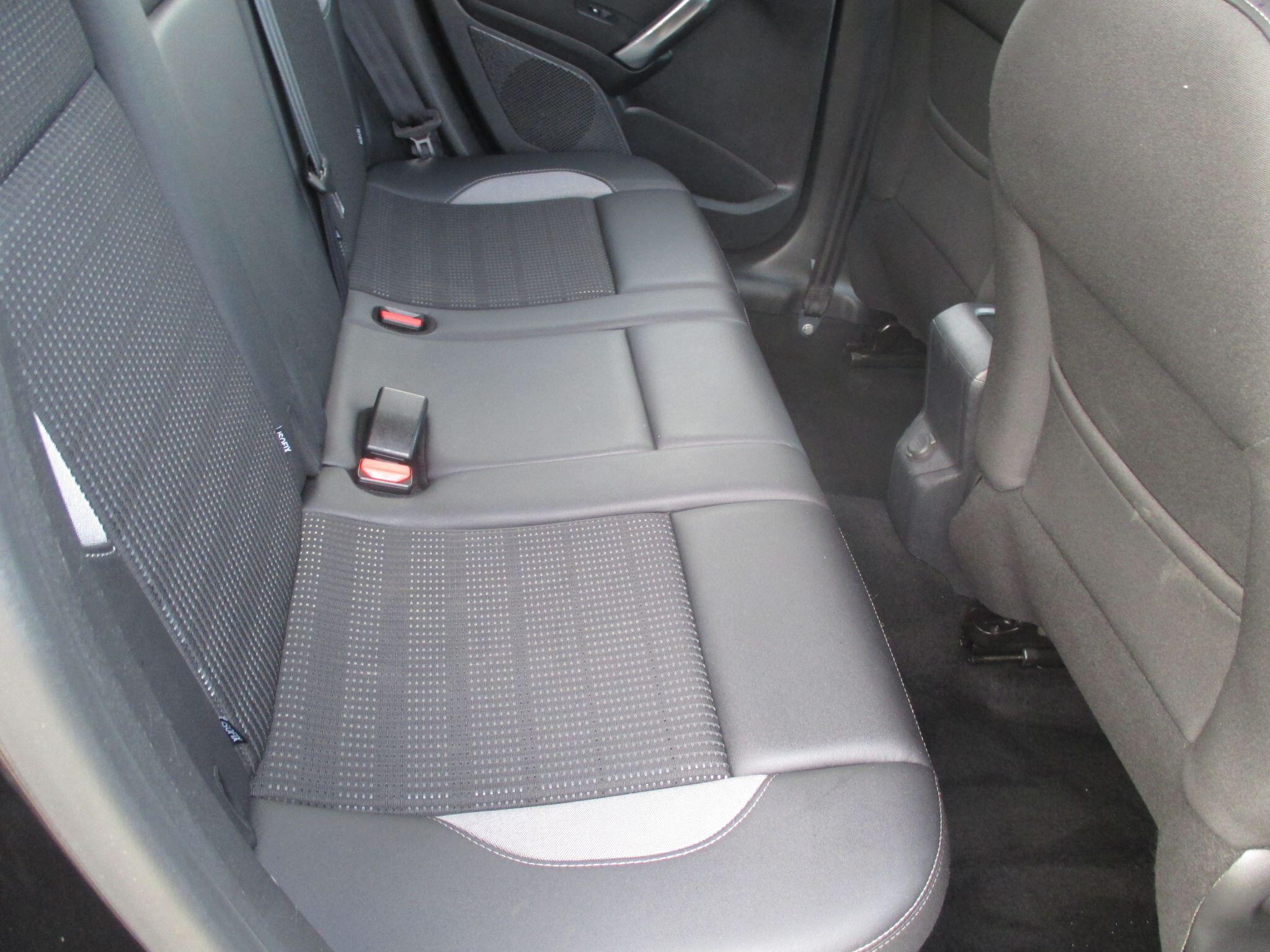 Peugeot 2008 view 26