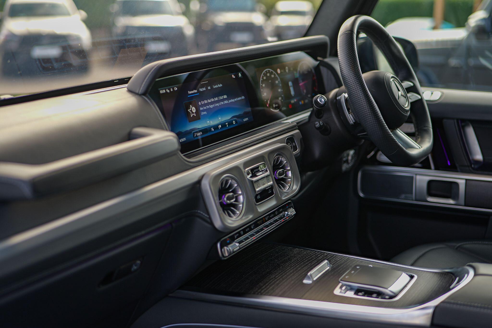 Mercedes-Benz G Class view 19